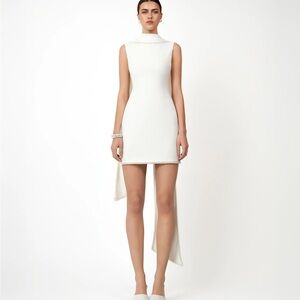 KHANUM’S Kerena Mini Dress / White bridal sleeveless mini dress with pearls